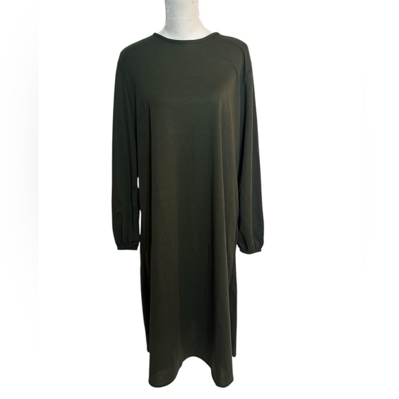 Green long sleeve women tunic size 44EU ( Large)
New - Picture 1 of 3